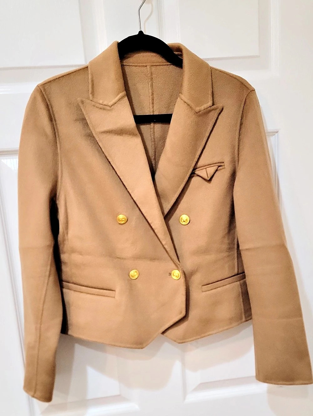 Double-Breasted 100% Cashmere Jacket in Brown